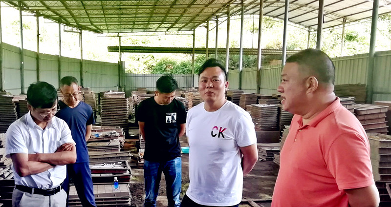 開元集團董事長許明月蒞臨貴州開元視察工作