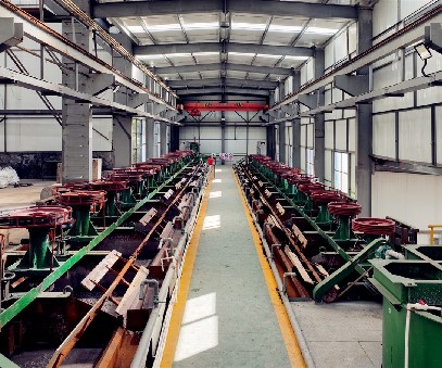 三班接力，晝夜不息｜王家河選礦廠里的堅守與傳承